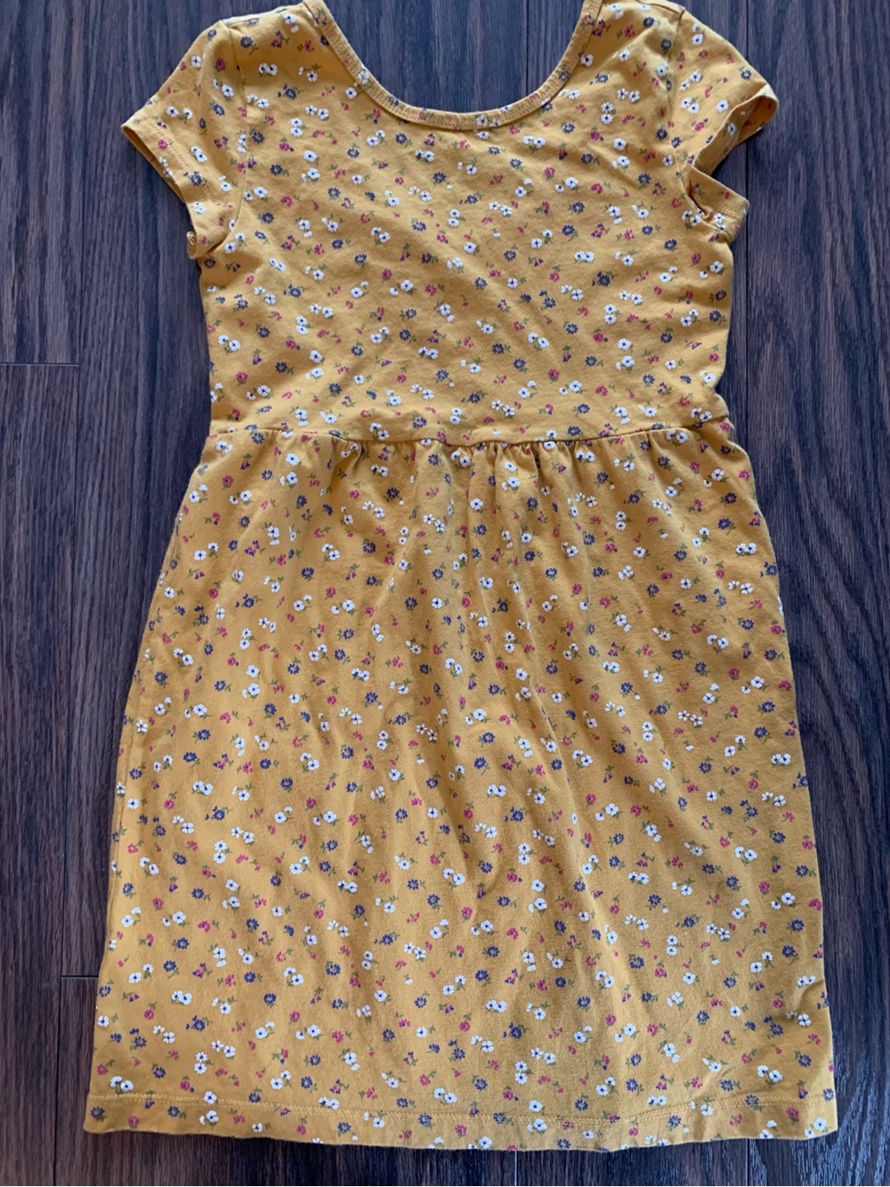 Cute !New! Mustard Floral Short Sleeve Girls Dress Size 6-7yrs